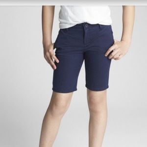 ☀️ Bermuda Capri uniform shorts